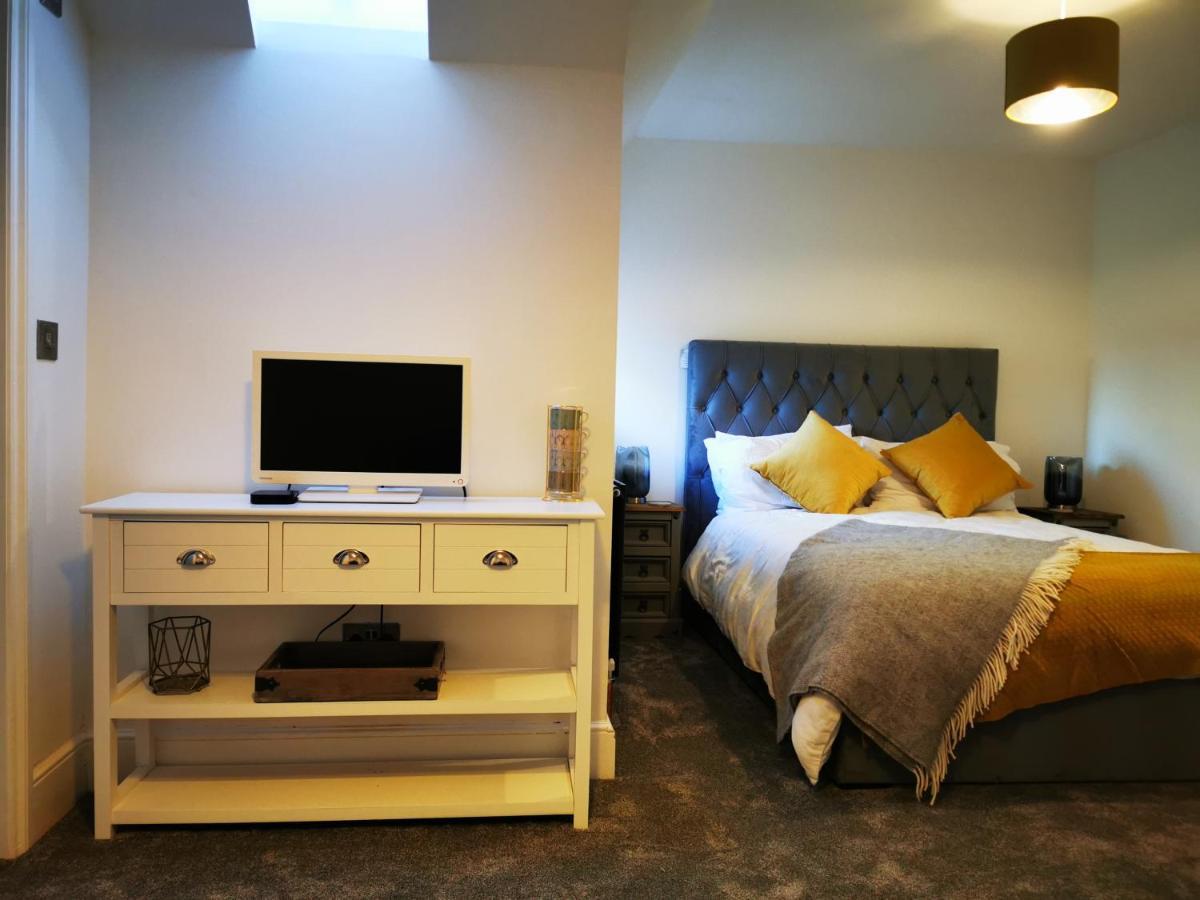 Redbrook Farm Bnb - Gateway To The New Forest Fordingbridge Exterior photo